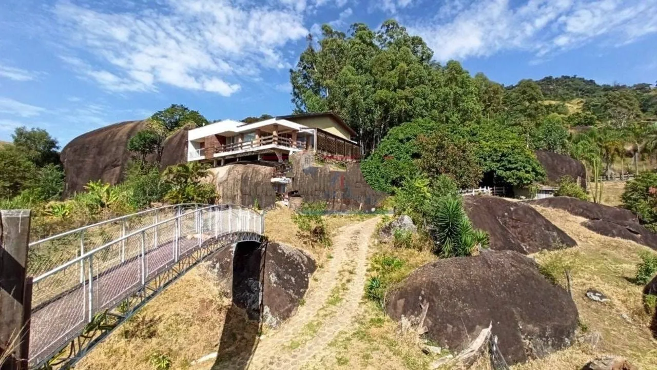 Imagem Chácara à venda 3 Quartos, 3 Suites, 4 Vagas, 290400M², Zona Rural, Paraisópolis - MG