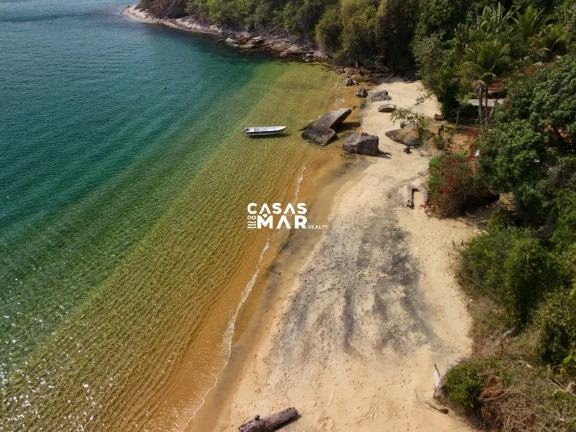 Imagem Terreno de 628,91 hectares com praia paradisíaca em Angra dos Reis-RJ, documentação completa e aceita incorporação.