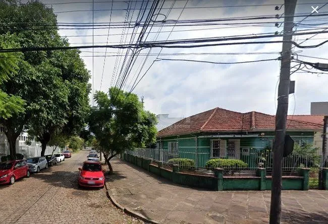 Imagem Casa para Venda - 200m², 3 dormitórios, 6 vagas - São Geraldo