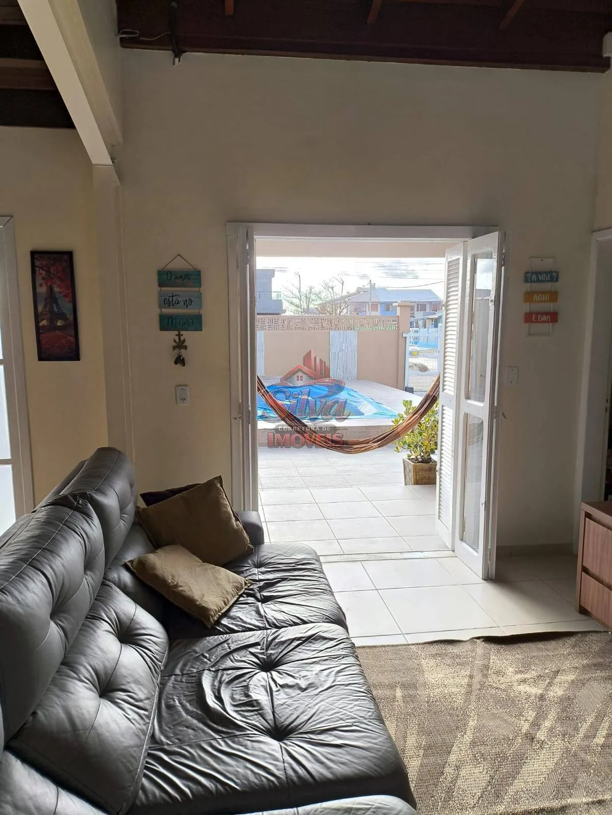 Imagem C127 |Casa 4 dormitórios com piscina aquecida a 30m do mar