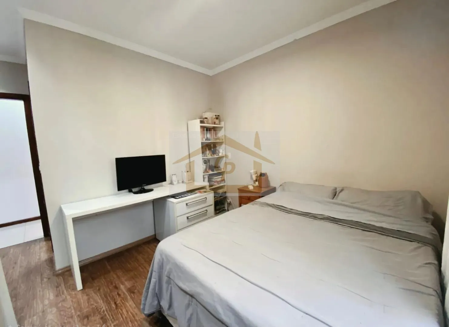 Imagem Sua nova casa te espera no condomínio dos sonhos! 3 suítes, 4 vagas