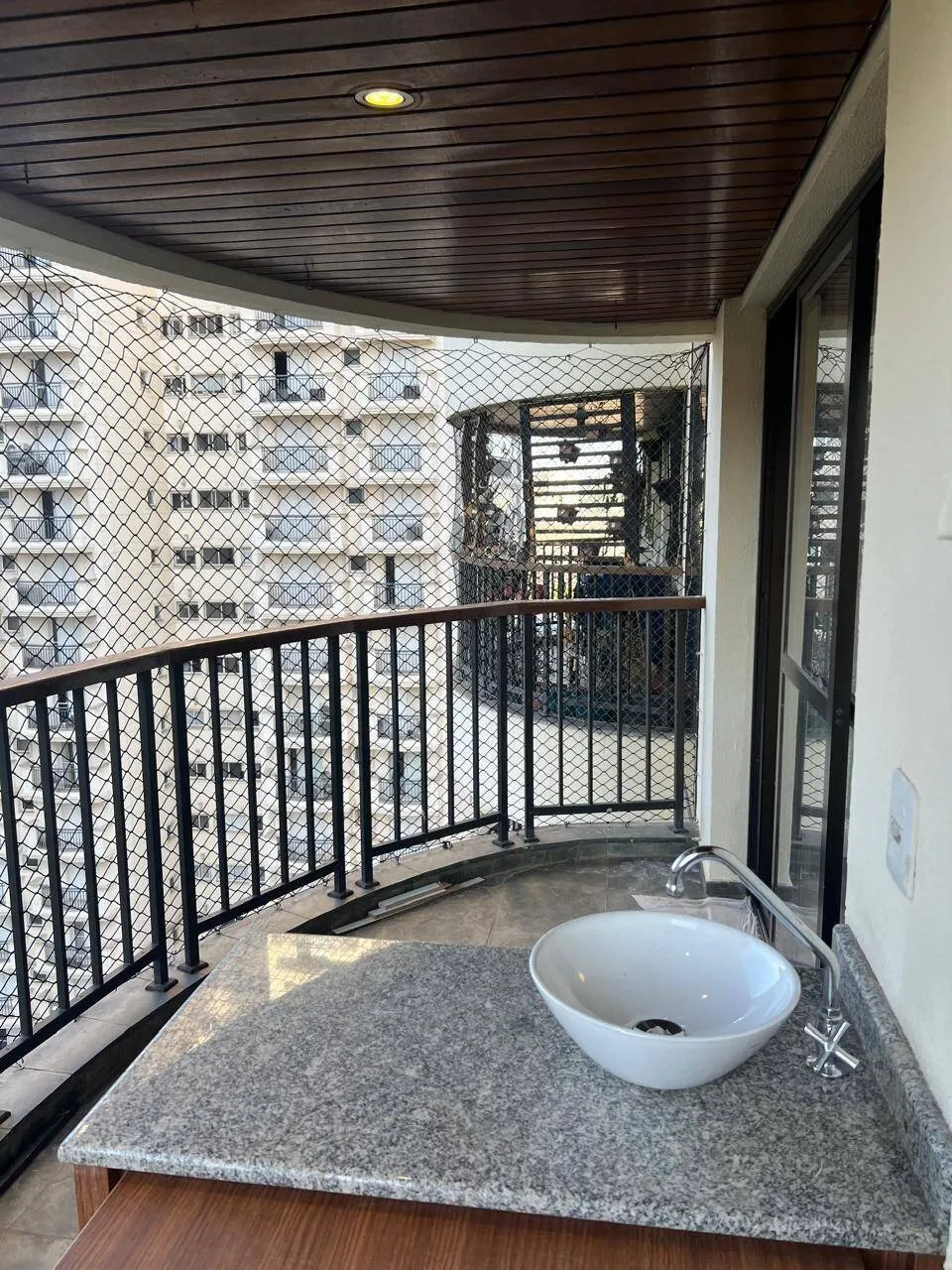 Imagem Oportunidade: Apartamento no Centro de Alphaville, Barueri - SP