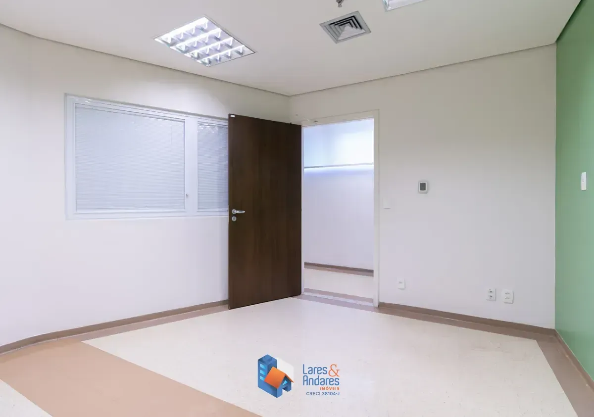 Imagem Loja de fachada ativa para venda em Santa Cecília, 145m²