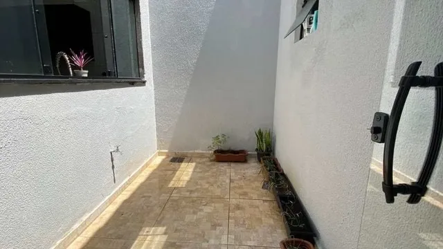Imagem Sobrado com Salão Comercial no Jardim Santa Cecília.