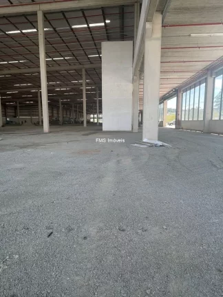 Imagem Galpão para locação em Atibaia-SP, bairro Pinheirinho: 2 banheiros, 15 vagas de garagem, 5.345,56 m² de área.