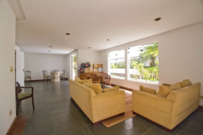 Imagem CONDOMÍNIO PORTO CERVO - Vende-se apto de 149m² (Unidade de Revenda), a 854m do Metrô Moema!