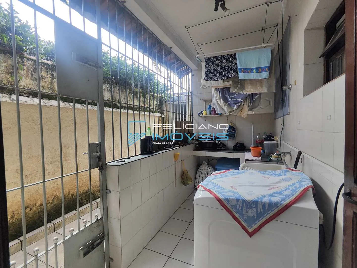 Imagem Casa com 3 quartos, Flórida, Praia Grande - R$ 1.1 mi, Cod: 5945