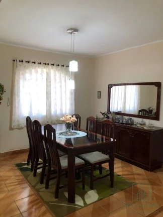 Imagem Casa à Venda, em Terra Preta por R$ 700.000,00