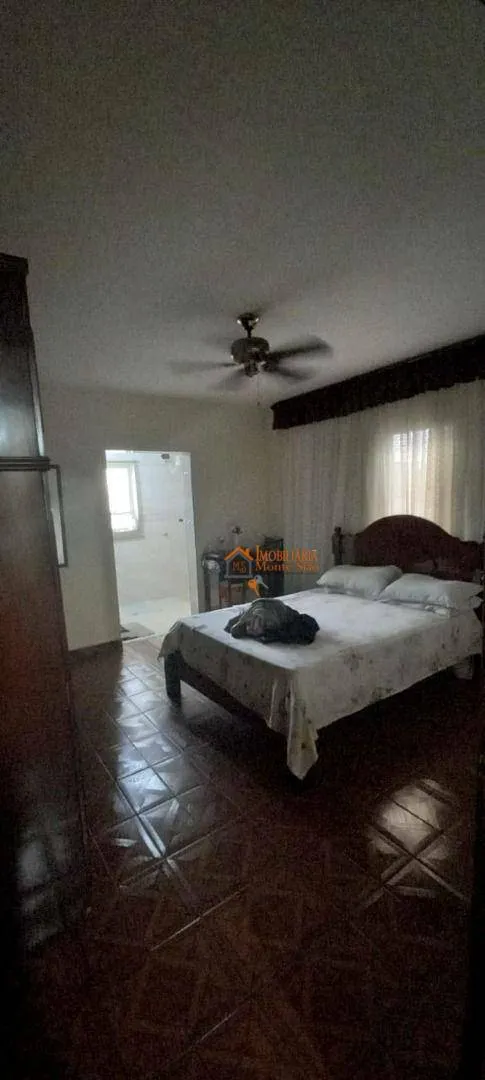 Imagem Sobrado com 3 dormitórios à venda, 220 m² por R$ 650.000,00 - Parque Continental III - Guarulhos/SP