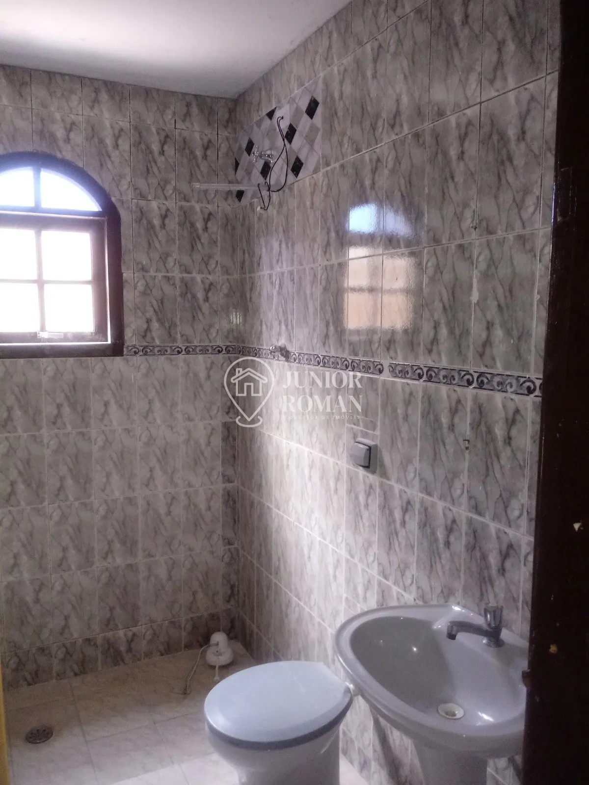 Imagem CASA IDEAL PARA INVESTIDORES NO JARDIM ACLIMAÇÃO | RENDA IMEDIATA DE R$ 3.500/MÊS
