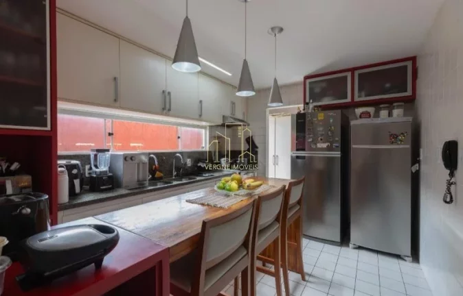 Imagem Vendo casa ampla nascente cercada de natureza conforto segurança em um dos melhores condomínios de Piatã
