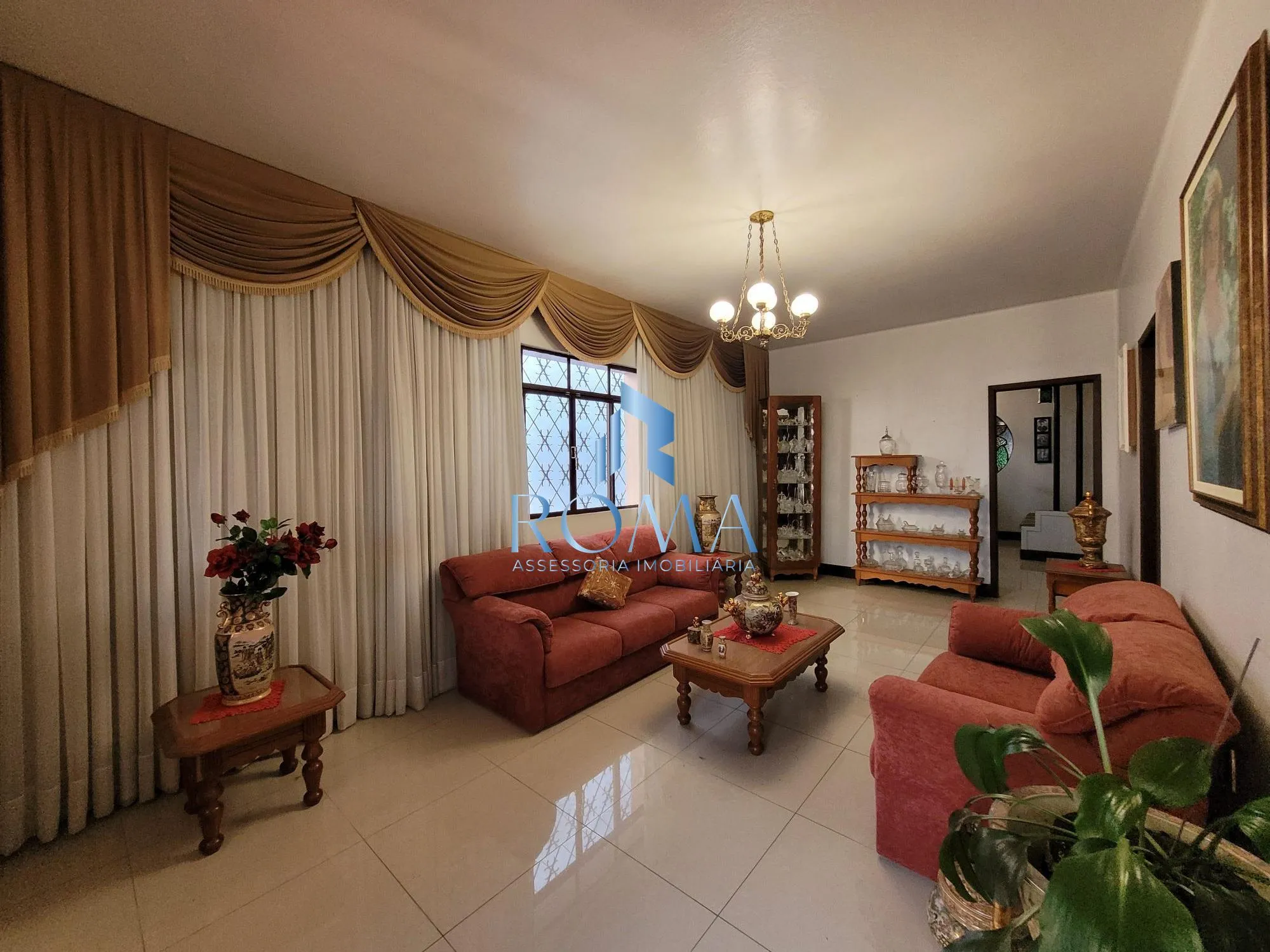 Imagem Casa 4 dormitórios à venda Nossa Senhora do Rosário Santa Maria/RS