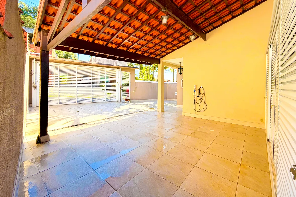 Imagem Sobrado para venda em Represa com 4 quartos, sendo 4 suítes, 297m2