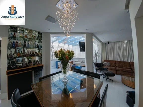 Imagem Cobertura Duplex Impecável à Venda Em Moema Com 4 Suítes e 3 Vagas