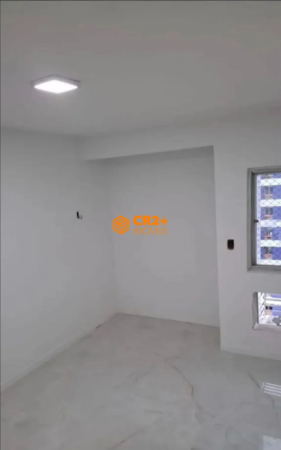 Imagem Vendo Cobertura Reformada nas Graças com 196m² e 2 Vagas - Oportunidade Única!
