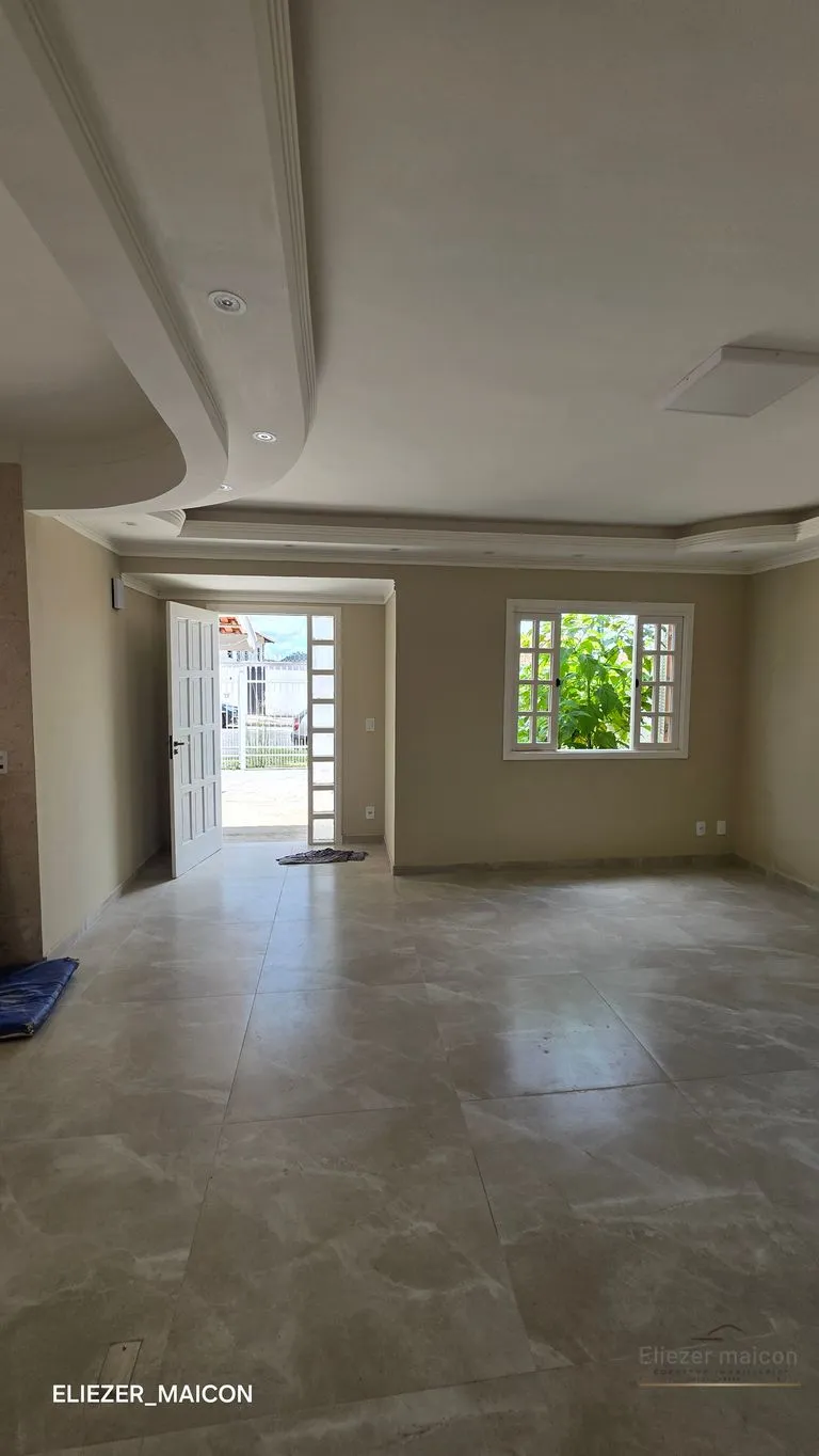 Imagem Casa à Venda com 3 quartos no bairro Jardim das Azaléias, Poços de Caldas - MG