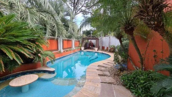 Imagem Casa Condominio para Venda - 420m², 4 dormitórios, sendo 4 suites, 2 vagas - Três Figueiras