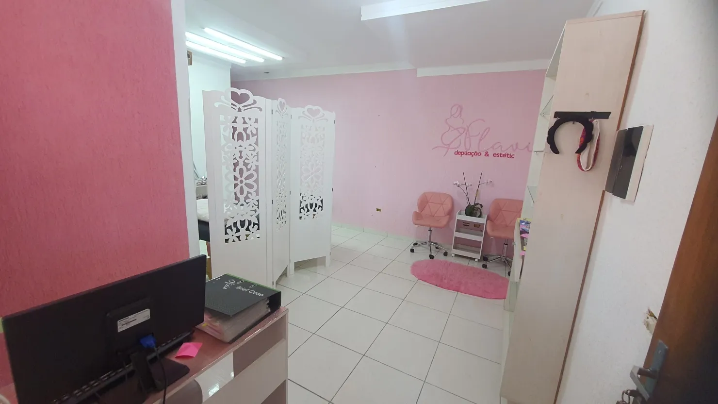 Imagem Apartamento à venda na avenida do Mombaça, Pindamonhangaba, SP