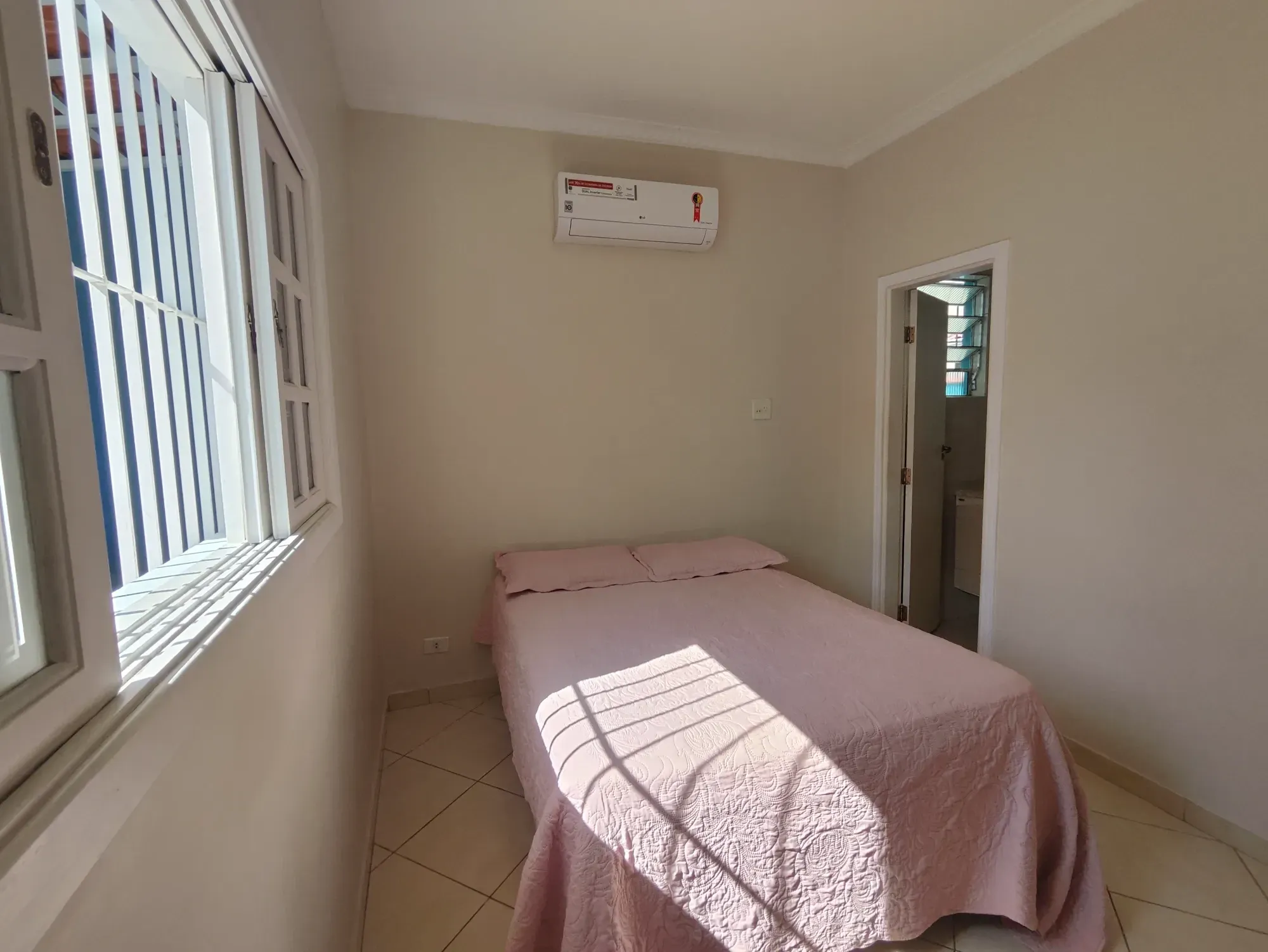 Imagem Casa com 5 Quartos para Alugar, 203,09 m² em Jardim Casqueiro - Cubatão
