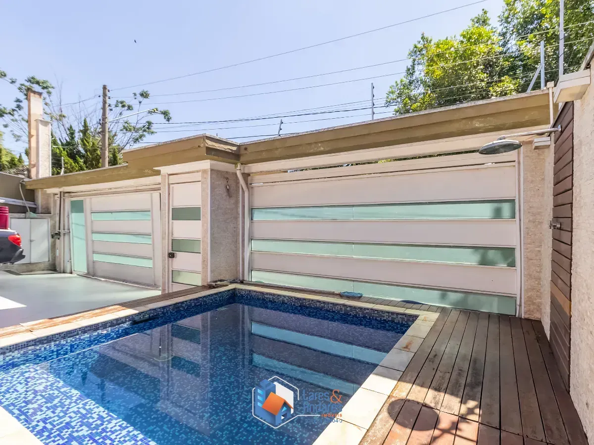 Imagem Casa para venda em City América com 4 quartos, sendo 2 suítes, 246m²