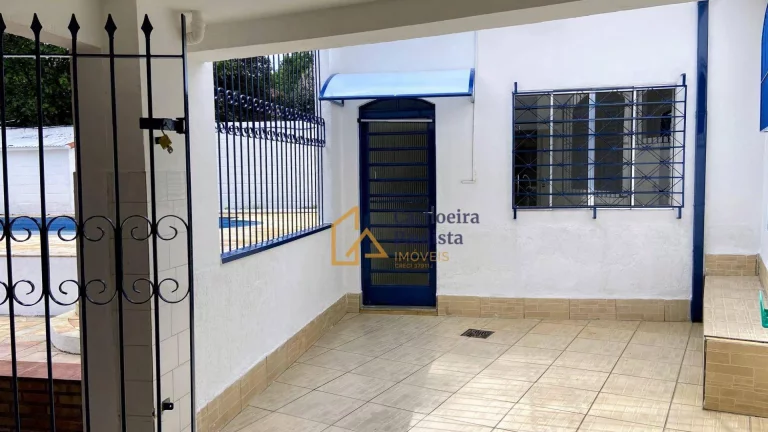 Imagem Casa com 4 dormitórios à venda - Centro - Cachoeira Paulista/SP