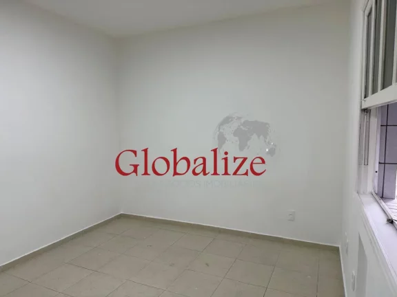 Imagem Apartamento amplo de 1 dormitório, condomínio baixo, vaga de garagem garantida e excelente localização.