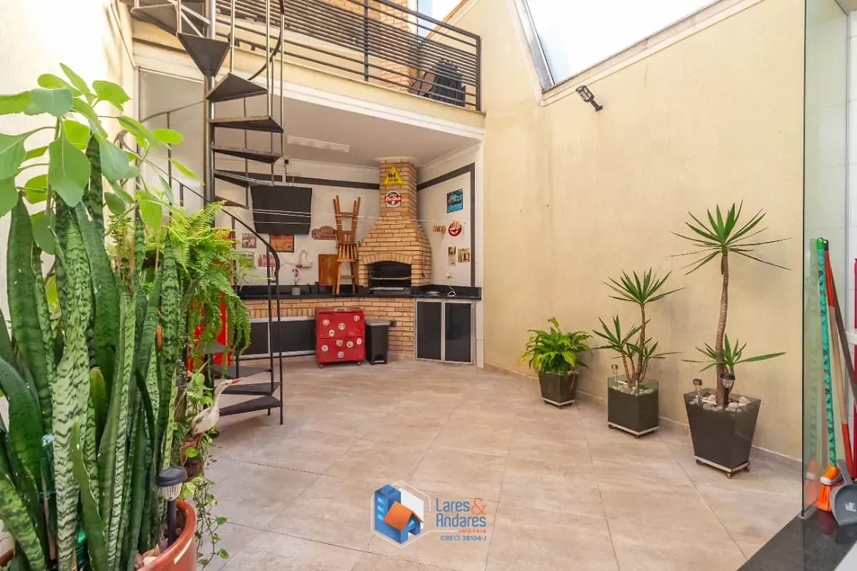 Imagem Sobrado para venda em Chácara Inglesa (Zona Norte) - Pirituba com 3 quartos, sendo 1 suíte, 185m²