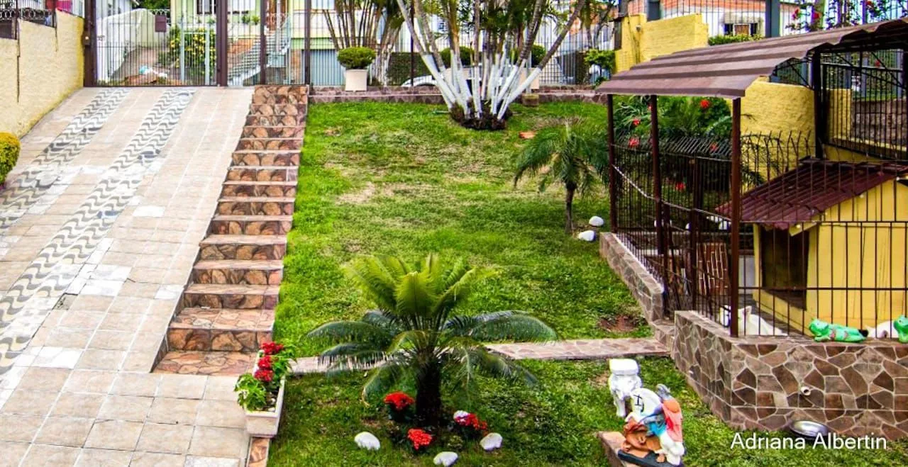 Imagem **Maravilhosa Casa Residencial no Partenon, Porto Alegre, Rio Grande do Sul!**