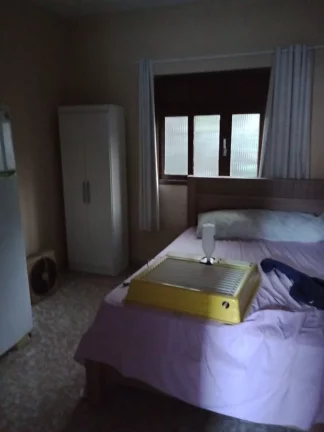 Imagem EXCELENTE CASA A VENDA COM 7 QUARTOS E 4 BANHEIROS EM GUARAPARI ES