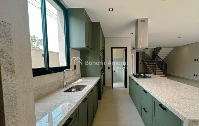 Imagem Maravilhoso Sobrado, acabamento de primeira, com 3 quartos sendo 3 suítes e a master com closet, co...