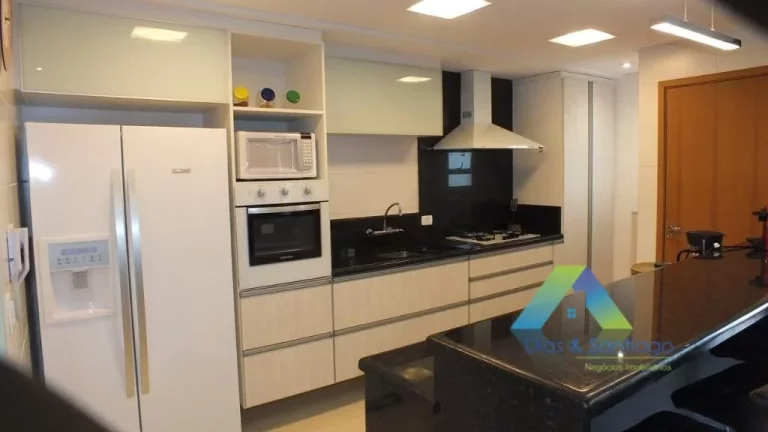 Imagem Linda cobertura tríplex com 3 dormitórios, 2 vagas, área gourmet com excelente localização e valor!