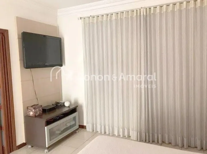 Imagem Casa estilo sobrado à venda com 280 m² de área, em Barão Geraldo - Campinas