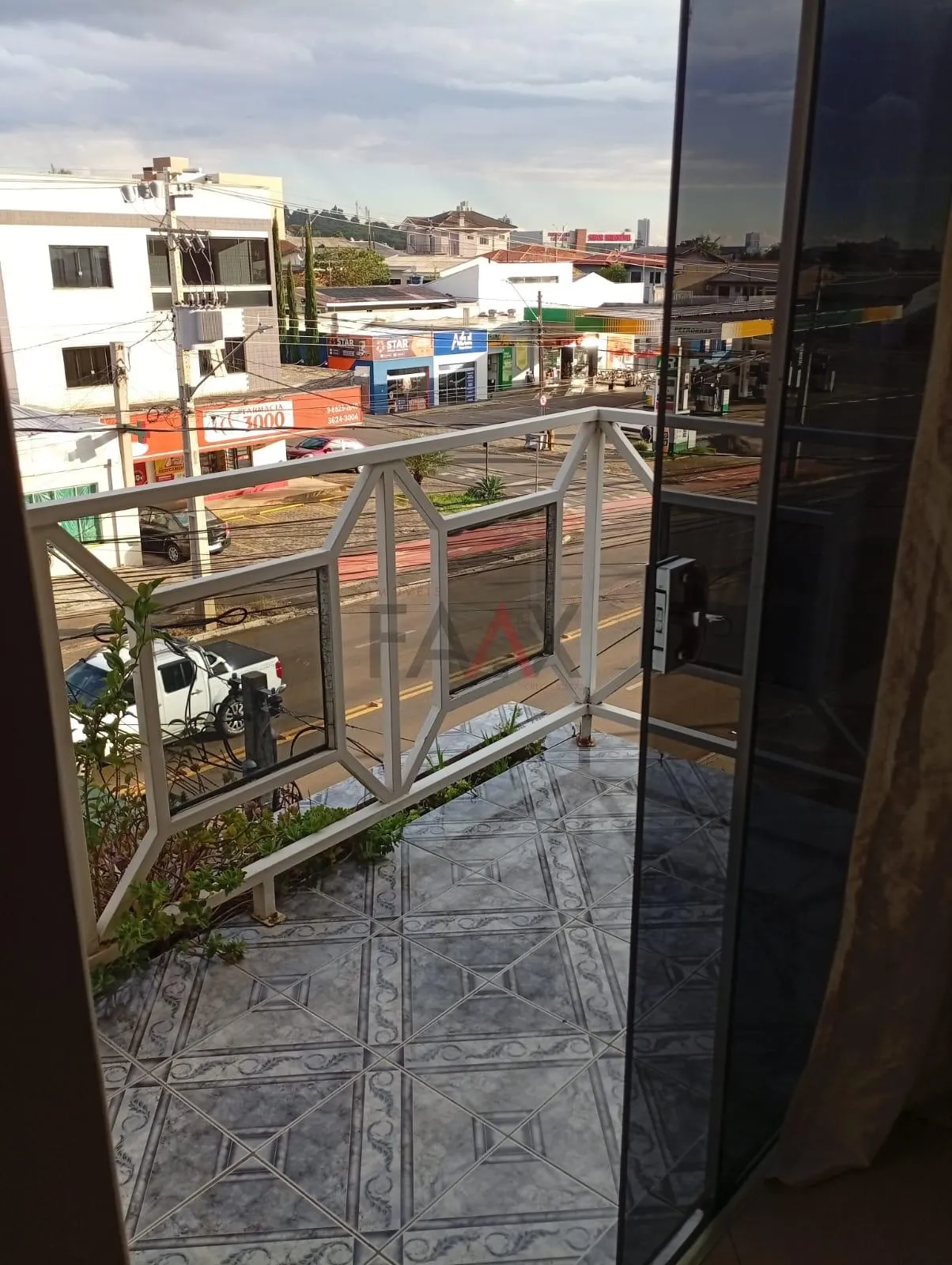 Imagem Apartamento à Venda no Bonsucesso com 2 Quartos e Garagem Coberta