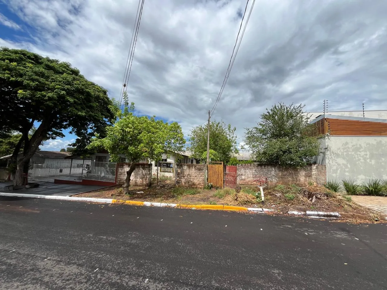 Imagem Terreno 262m Umuarama-PR 346