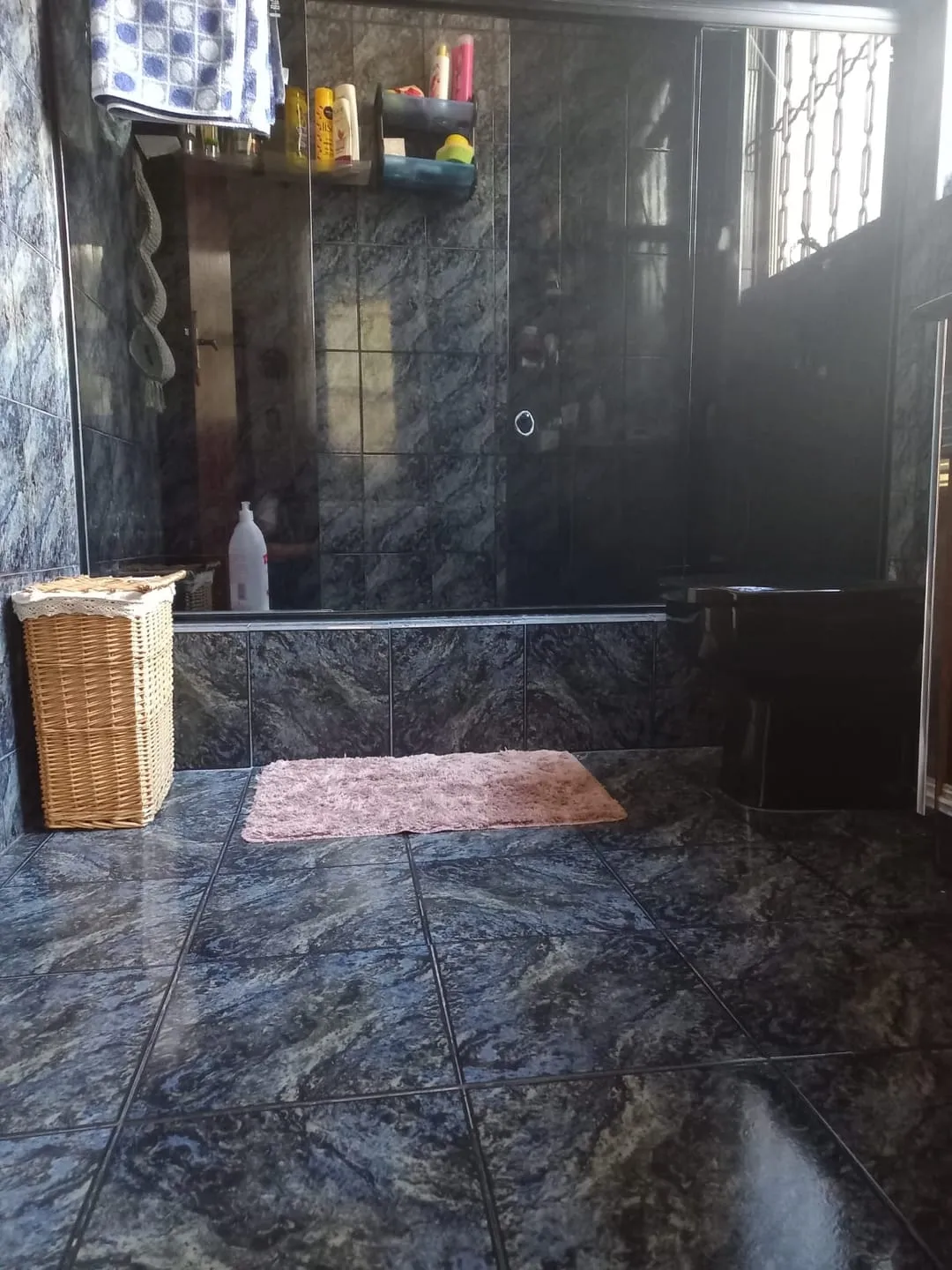 Imagem Casa à venda 3 Quartos, 1 Suite, 6 Vagas, 1853M², São Geraldo, Aparecida - SP