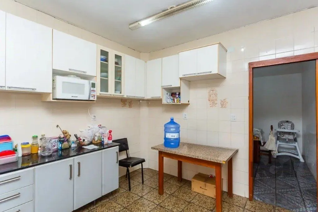 Imagem Casa 160m², 3 dormitórios, 4 vagas no bairro Cristo Redentor