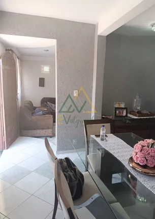 Imagem Casa Sobrado Padrão em Pinhais