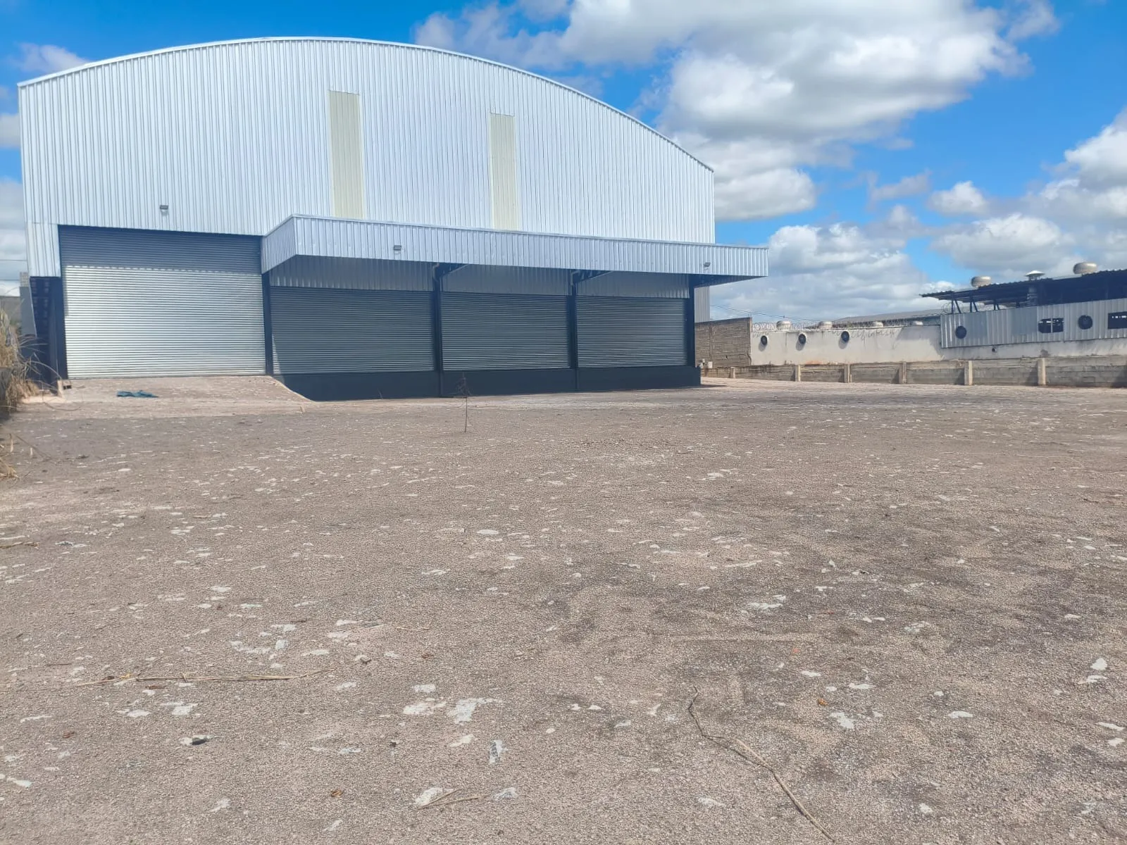 Imagem Galpão 1500m² Comercial Divinopolis MG