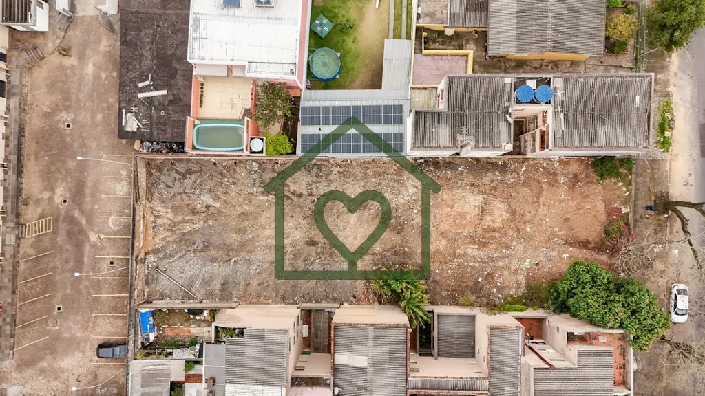 Imagem Localizado ao lado da 3ª Perimetral, na Rua José Rodrigues Sobral, este terreno de 968m², com 17,...