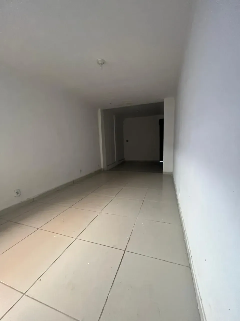 Ponto Comercial para Alugar, 35 m² em Candelária - Natal
