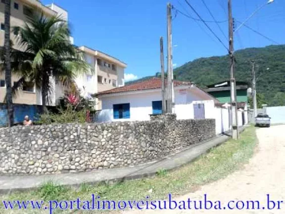 Foto do imóvel AT: 480m2 - AC: Aprox: 200 m2 - Esquina - 600 mts da Praia.