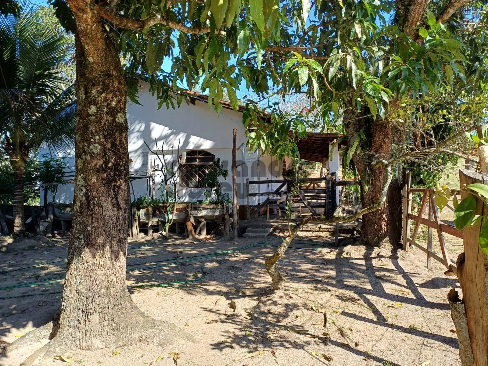 Imagem Sitio com terreno de 4 alqueires ou 96.800 m² à venda