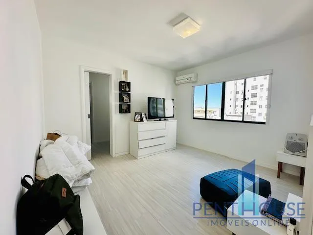 Imagem Apartamento Quadra Mar para Venda em Balneário Camboriú, CENTRO, 3 dormitórios, 3 suítes, 4 banheiros, 1 vaga