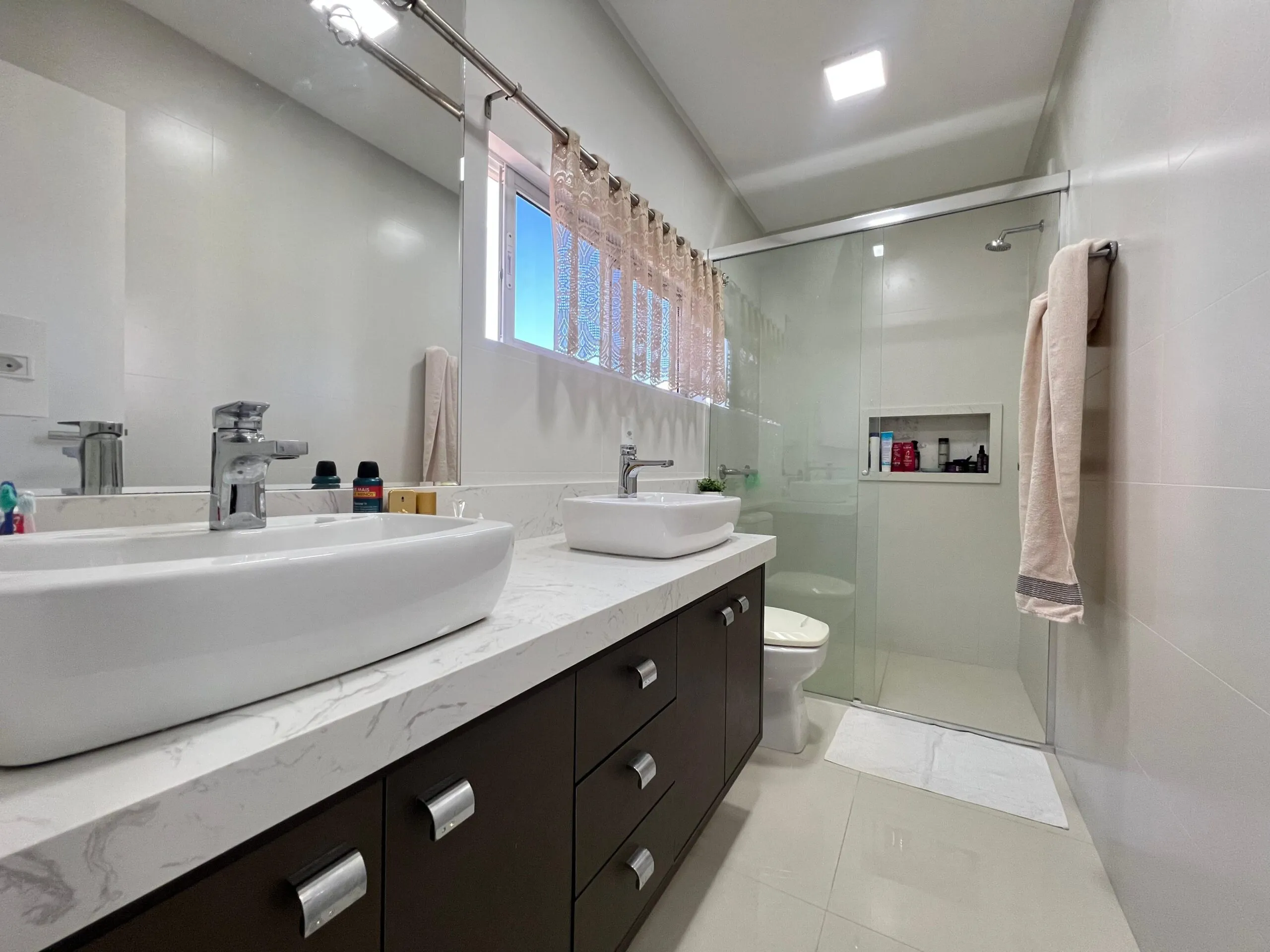 Imagem Apartamento com vista para o mar à venda com 200m2 por R$ 7.200.000,00
