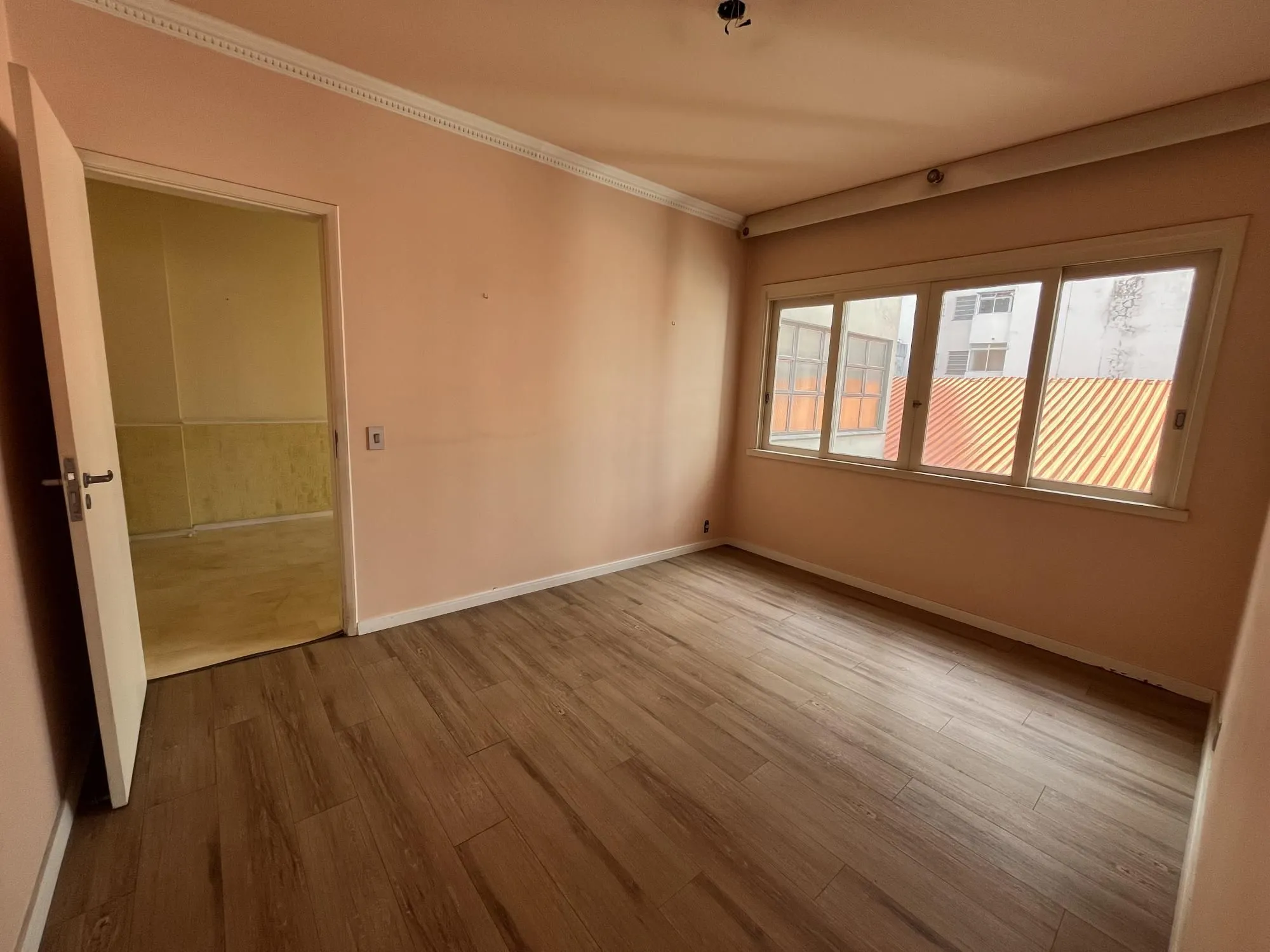 Imagem Apartamento Venda - 190.8m², 3 dormitórios, 1 suíte, 1 vaga - Centro Histórico