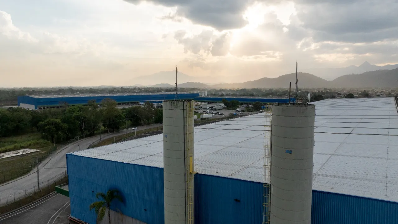 Imagem Galpão Industrial em Condomínio de Excelência em Duque de Caxias-RJ, Bairro Parque Paulista: A Solução Ideal para sua Empresa!