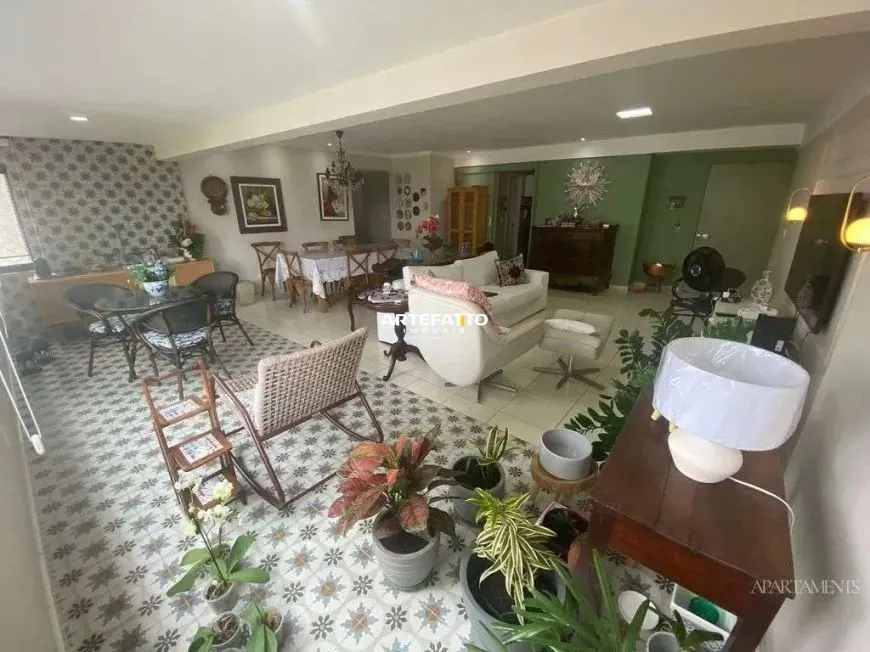Imagem Apartamento à Venda em Casa Amarela, Recife - PE