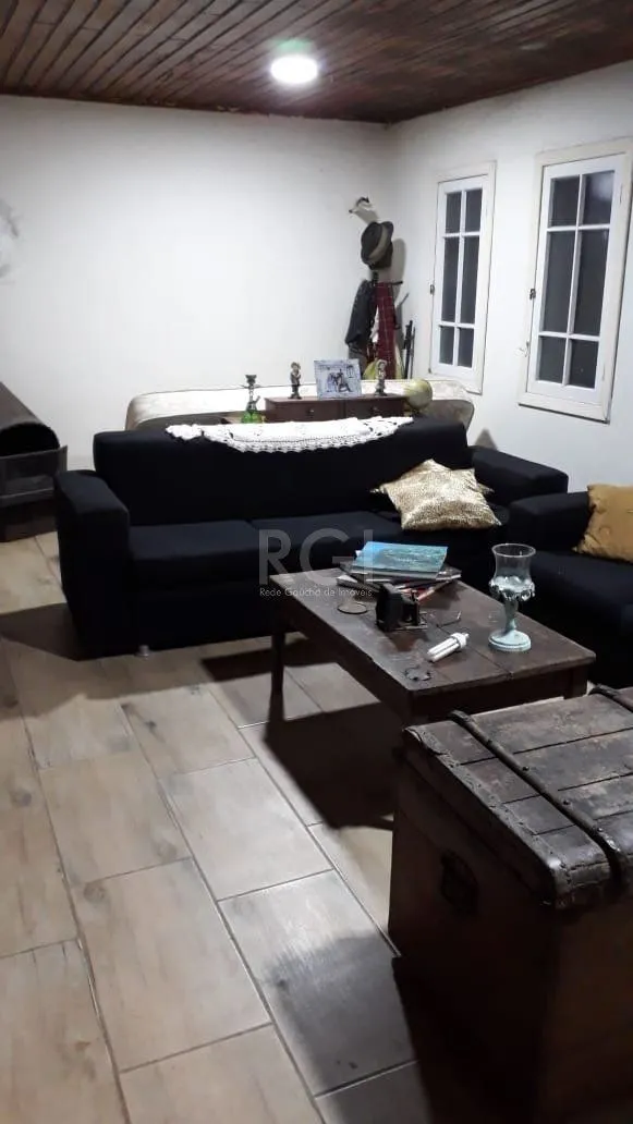 Imagem Casa para Venda - 230.45m², 4 dormitórios, sendo 1 suites, 3 vagas - Ponta Grossa