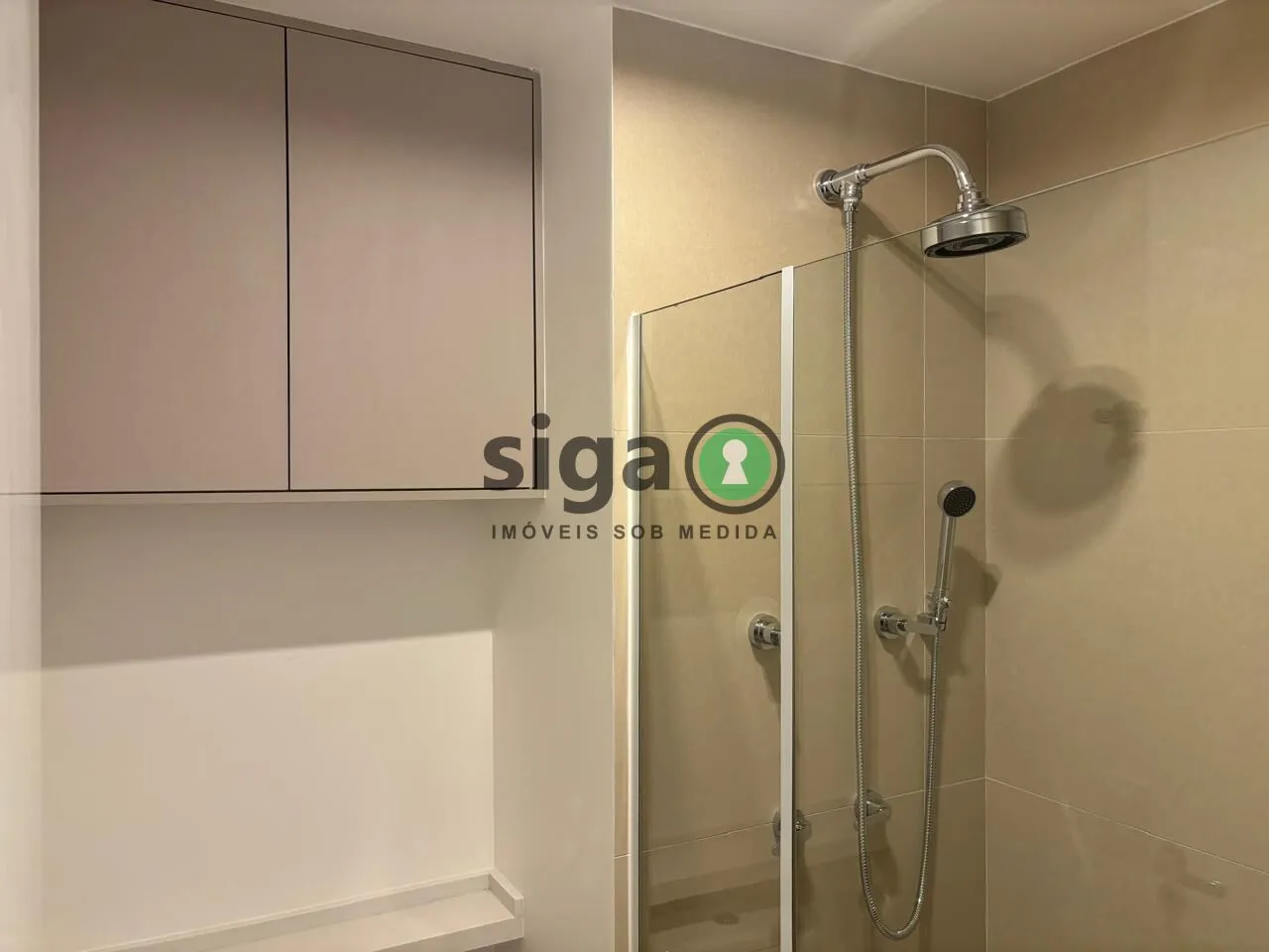 Imagem Apartamento mobiliado para locação em Moema