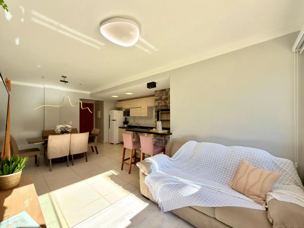 Imagem Apartamento 2 Dormitórios - Bairro Navegantes